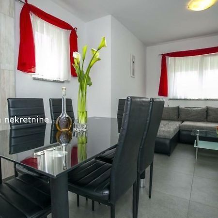 Apartman Tony Макарська Екстер'єр фото